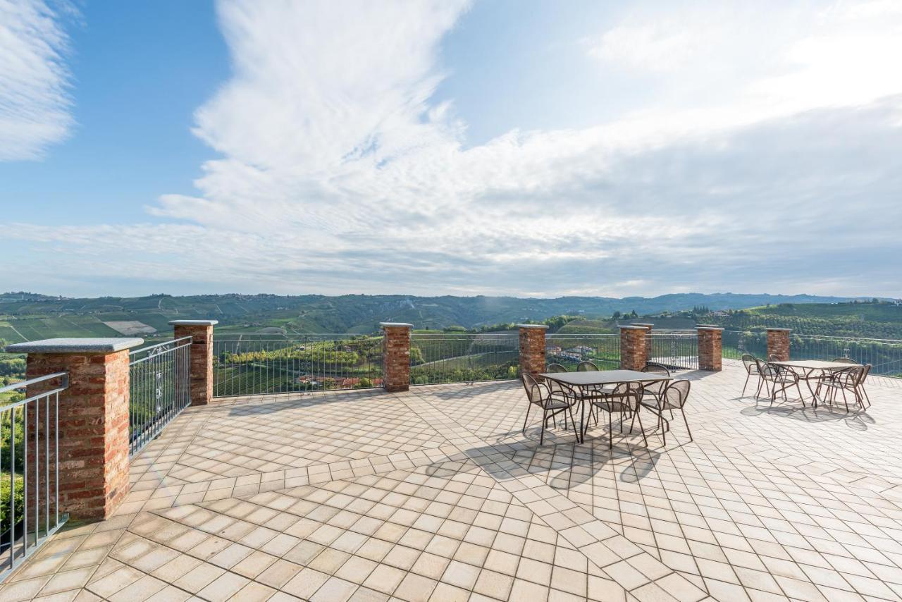 Villa Bricco Paglieri, Entire Villa 알바 외부 사진