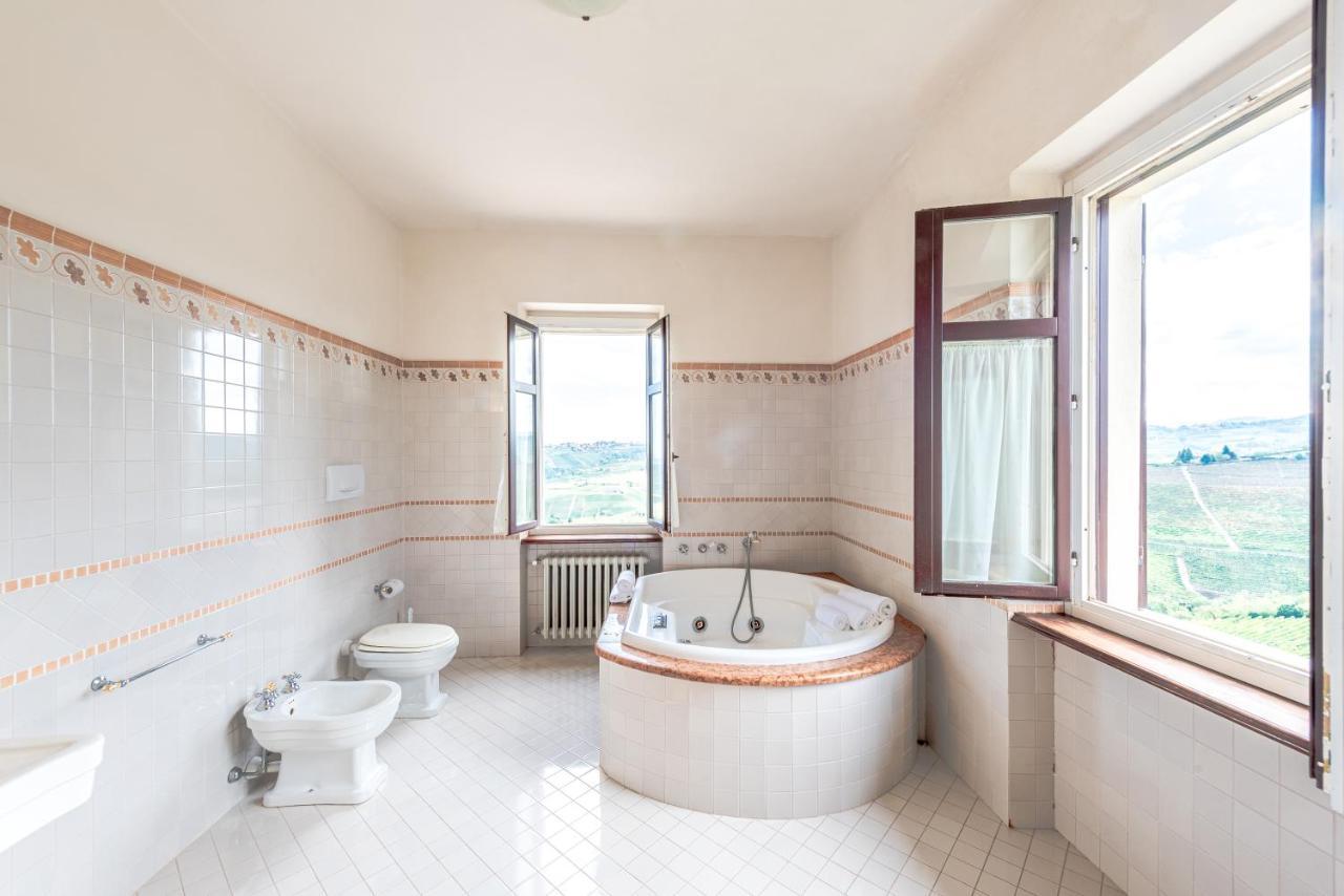 Villa Bricco Paglieri, Entire Villa 알바 외부 사진